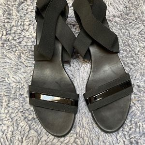 Very nice shoes, brand new